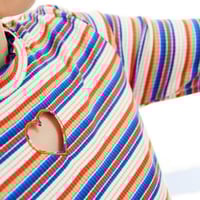Hollow Heart Rainbow Stripe Top (S-XL) - Thumbnail 4