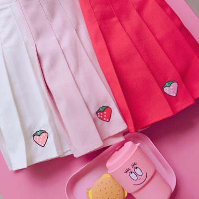 strawberry embroidered pleated skirt