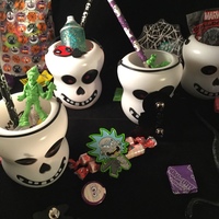 Mystery Skull Buckets - Thumbnail 1