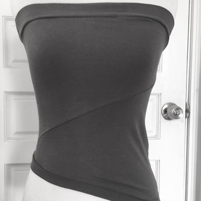 Sample piece m/l women's asymmetric cropped tube top