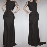 CLAIMED @logdon - Vintage 80s Scream Queen Gown with Train  - Thumbnail 1
