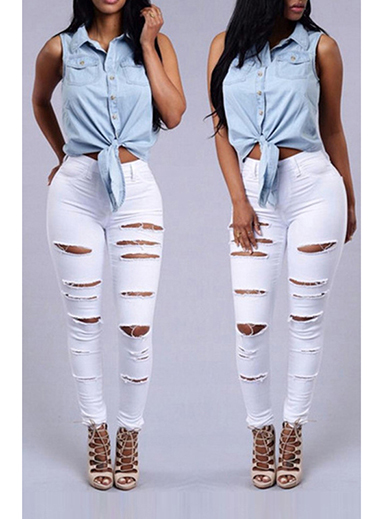 Distressed skinny jeans