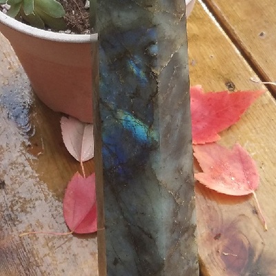 Tall labradorite obelisk tower - Thumbnail 3