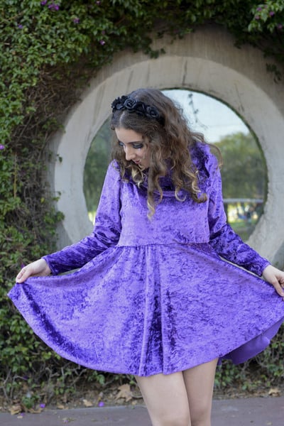 "Queen of purpleland" Flared frilly velvet onepiece dress
