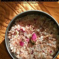 Hibiscus-Rose Pink Himalayan Crystal Cleaner & Bath Soak Detox - Thumbnail 1