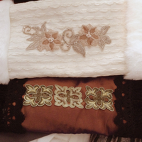 Victorian inspired hand warmer muff, Dickens - Thumbnail 3