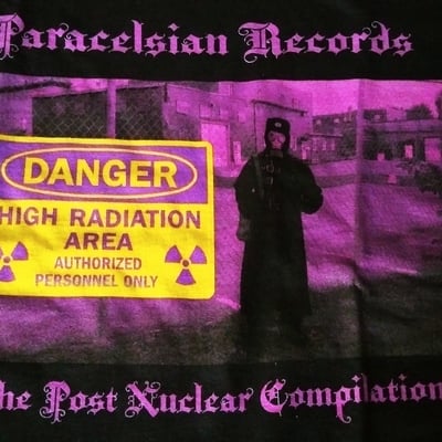 Post apocalyptic wasteland unisex shirt