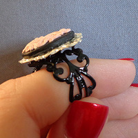 Skull Ring - Thumbnail 2