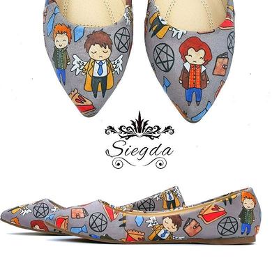 Supernatural pointed ballet flats