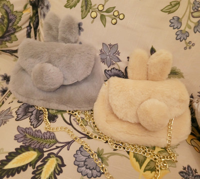Rabbit ears and tail winter purse