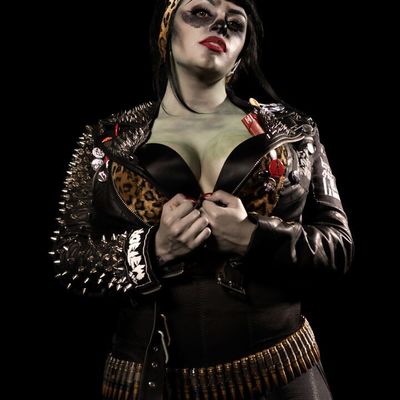 Missy monster "zombie punks not dead" (3) 5x7 photo's