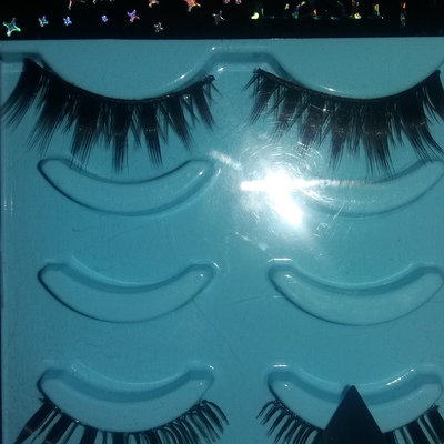 Diamond lash sexy and glamourous eye