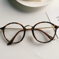 Chic Round Glasses - Thumbnail 3