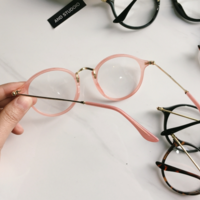 Chic Round Glasses - Thumbnail 4