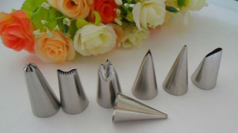 Pastry Tips Icing Piping Nozzles Cake Sugarcraft Decorating Tool 1 set of 52Pcs