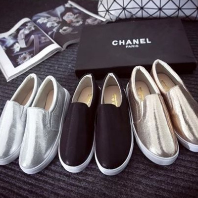 Beam me up metallic loafers