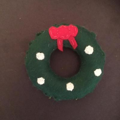 'the wreath' custom catnip toy!