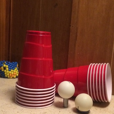 Beer pong set