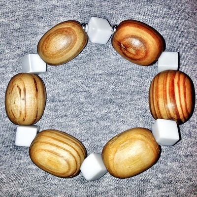 Brown sugar (wooden bracelet)