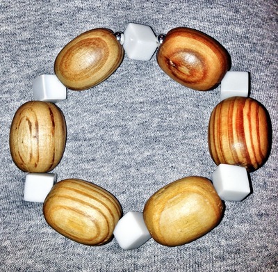 Brown Sugar (wooden bracelet)