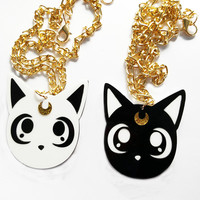 Cute Cat Necklace - Thumbnail 1