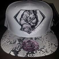 RHINO LOGO SNAP BACK WHITE/SNAKE SKIN