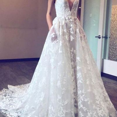 Sexy spaghetti straps v neck wedding dress bridal gowns with lace - Thumbnail 5