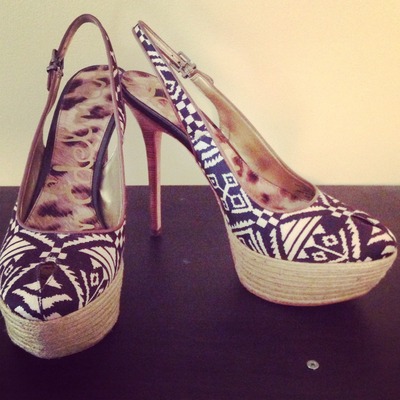 Sam edelman aztec pumps