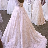 Elegant White Lace Appliques Wedding Dresses - Thumbnail 1