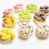 Jumbo Puff Pastry Squishy - Thumbnail 1