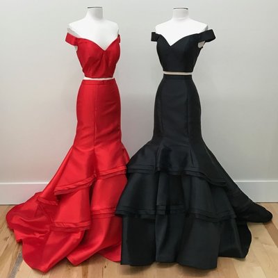 Sexy Off the Shoulder Pear Pink/Red/Black Mermaid Two Piece Prom Dresses 