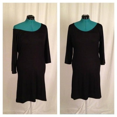 Relaxed tee dress w/3/4-length sleeves