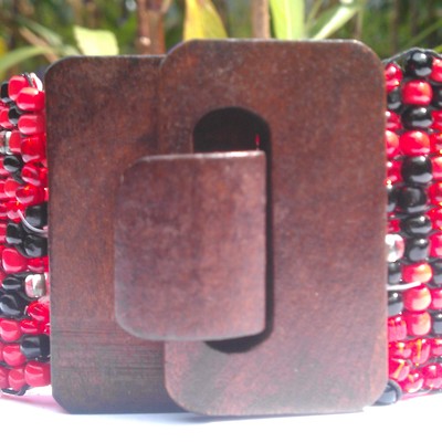 Mosaic bead w/ wood buckle 