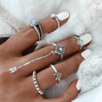 Beautiful 6 pieces opal silver ring set