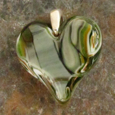 Earthtone glass heart pendant - Thumbnail 3