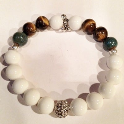 Tiger eye & white bracelet