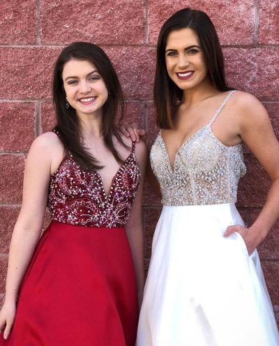 Elegant Red/White Beaded Long Prom Dresses with Pockets