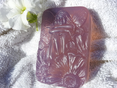Garden Fairy glycerin bar in Dragon's Blood fragrance