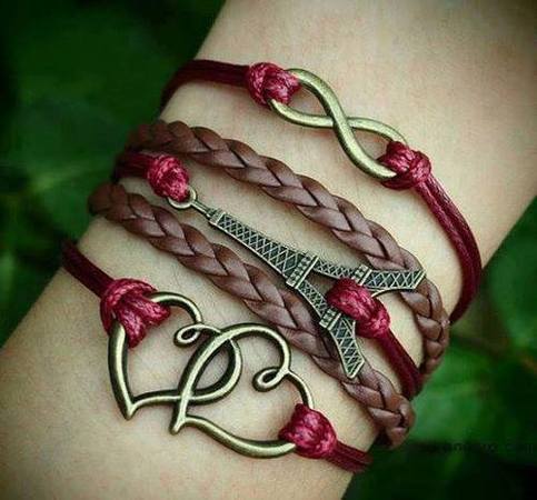Eiffle Tower, Hearts Bracelet