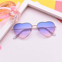 Pop Color Heart Shape Cute Summer Sunglasses - Thumbnail 3