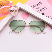 Pop Color Heart Shape Cute Summer Sunglasses - Thumbnail 4