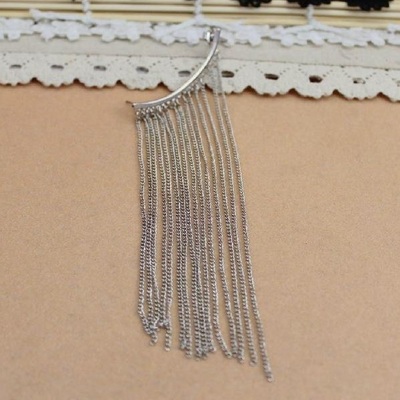 Long tassel earcuff/clip