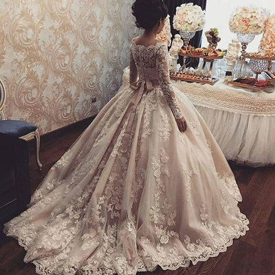 Charming wedding dresses with long sleeves, bridal dresses with appliques - Thumbnail 4