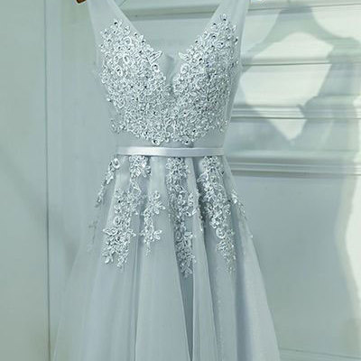 Baby blue v neck short homecoming dresses with appliques - Thumbnail 4