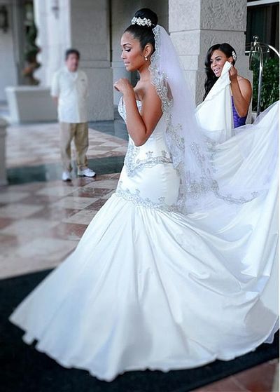 White Mermaid Wedding Dresses Sweetheart Beading Crystals South African Girl Bridal Gowns
