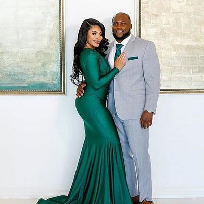 Emerald green mermaid prom dresses sexy deep v neck long sleeve african girl black girl evening formal gowns