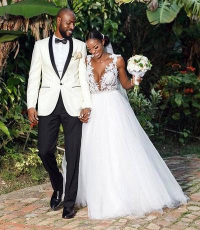 Simple ALine Tulle Wedding Dresses Crew Neck Appliques Lace South African Girl Bridal Gowns