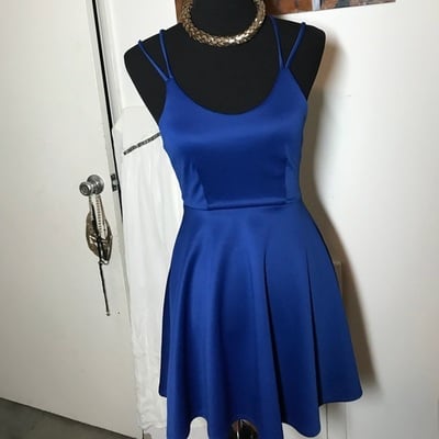 Criss cross royal blue short homecoming dresses - Thumbnail 3