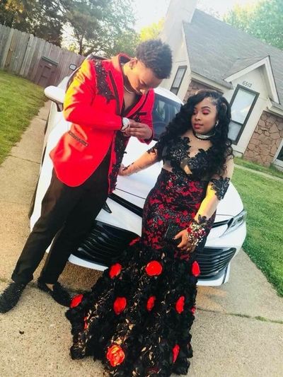 Black and Red Mermaid Prom Dresses Crew Neck 3D Flowers Sheer Long Sleeve African Girl Black Girl Evening Formal Gowns