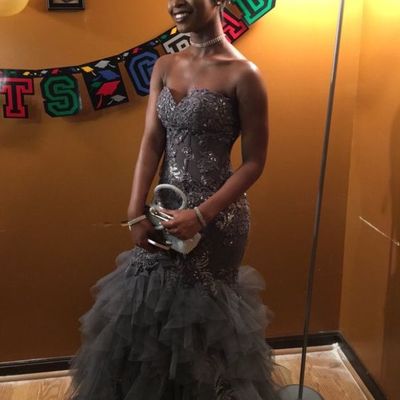 Grey mermaid tulle prom dresses sweetheart lace bodice tiered black girl african girl evening formal gowns